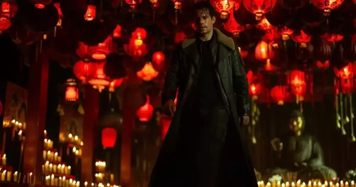 Henry Cavill sobre duas rodas: Vazamento revela bastidores do novo “Highlander”